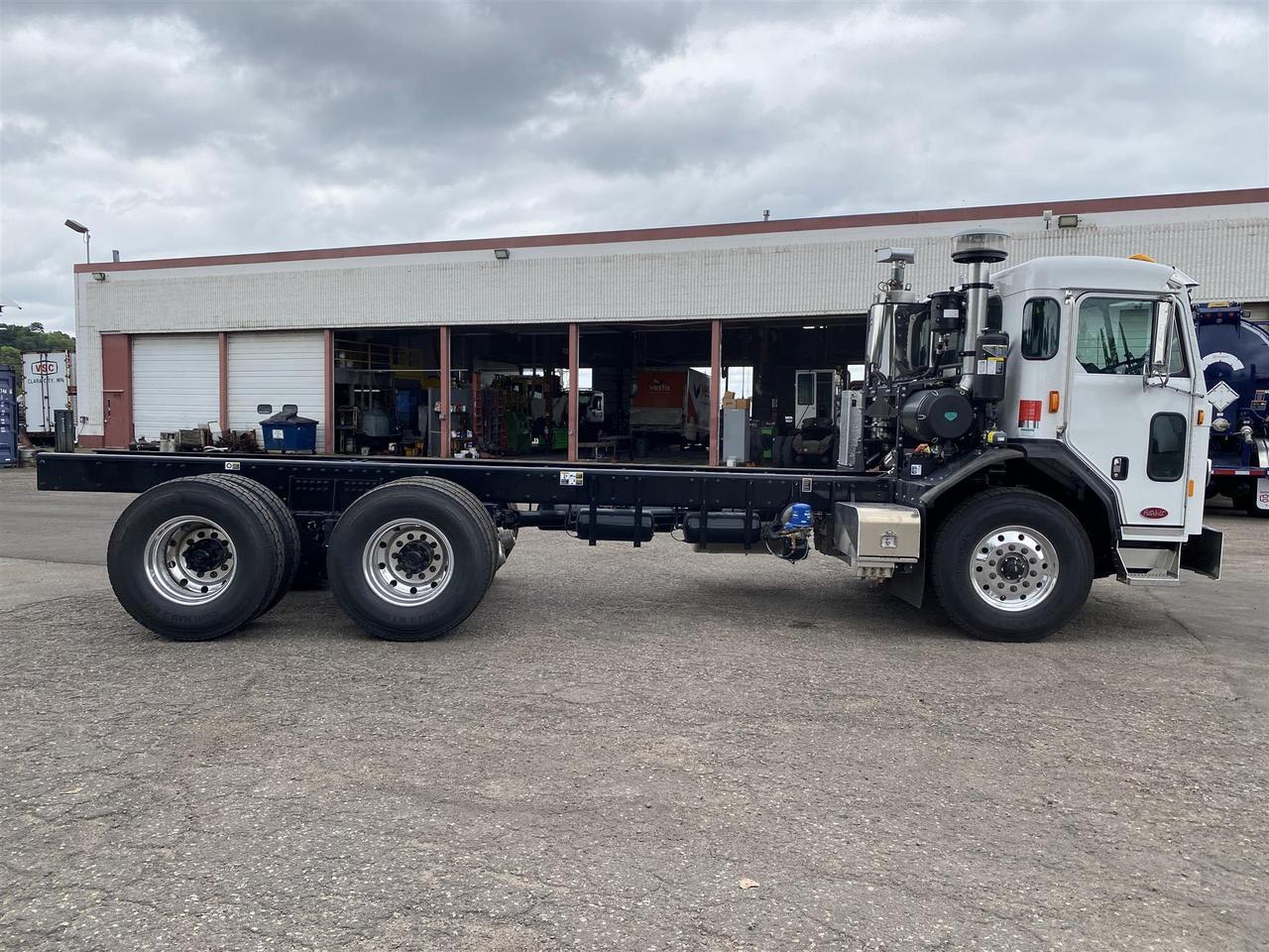 2025 Peterbilt 520 Cab & Chassis South St. Paul MN