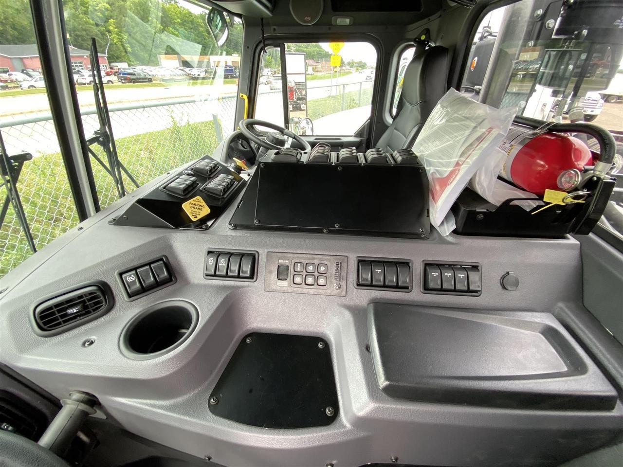 2025 Peterbilt 520 Non Eau Claire WI