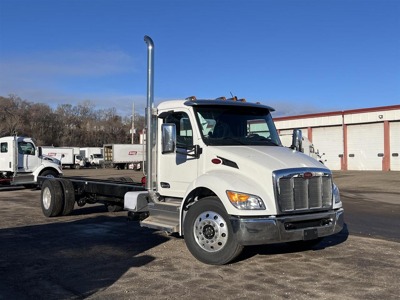 2025 Peterbilt 536 Non South St. Paul MN
