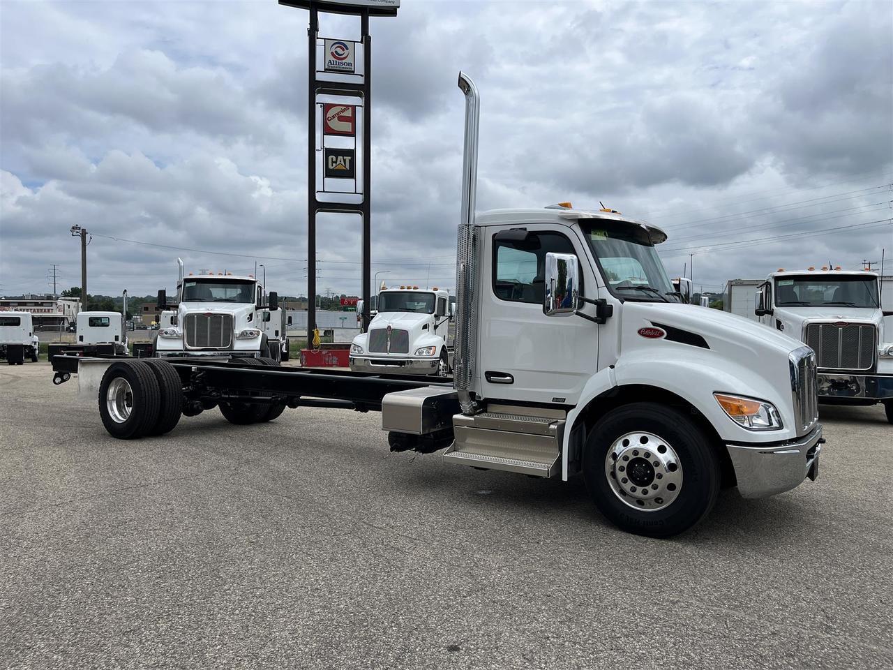 2025 Peterbilt 536 Non South St. Paul MN