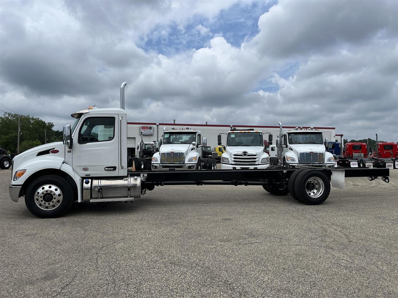 2025 Peterbilt 536 Non South St. Paul MN