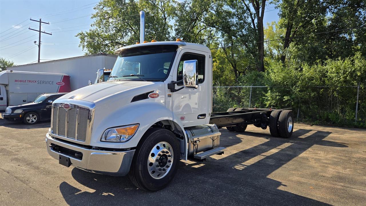 2025 Peterbilt 536 Non South St. Paul MN