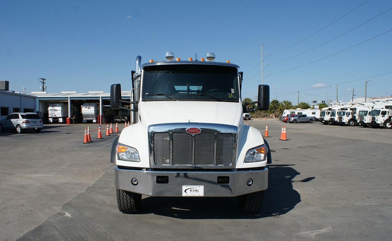 2025 Peterbilt 548 60,000 lbs Pac Mac Roll Off Truck