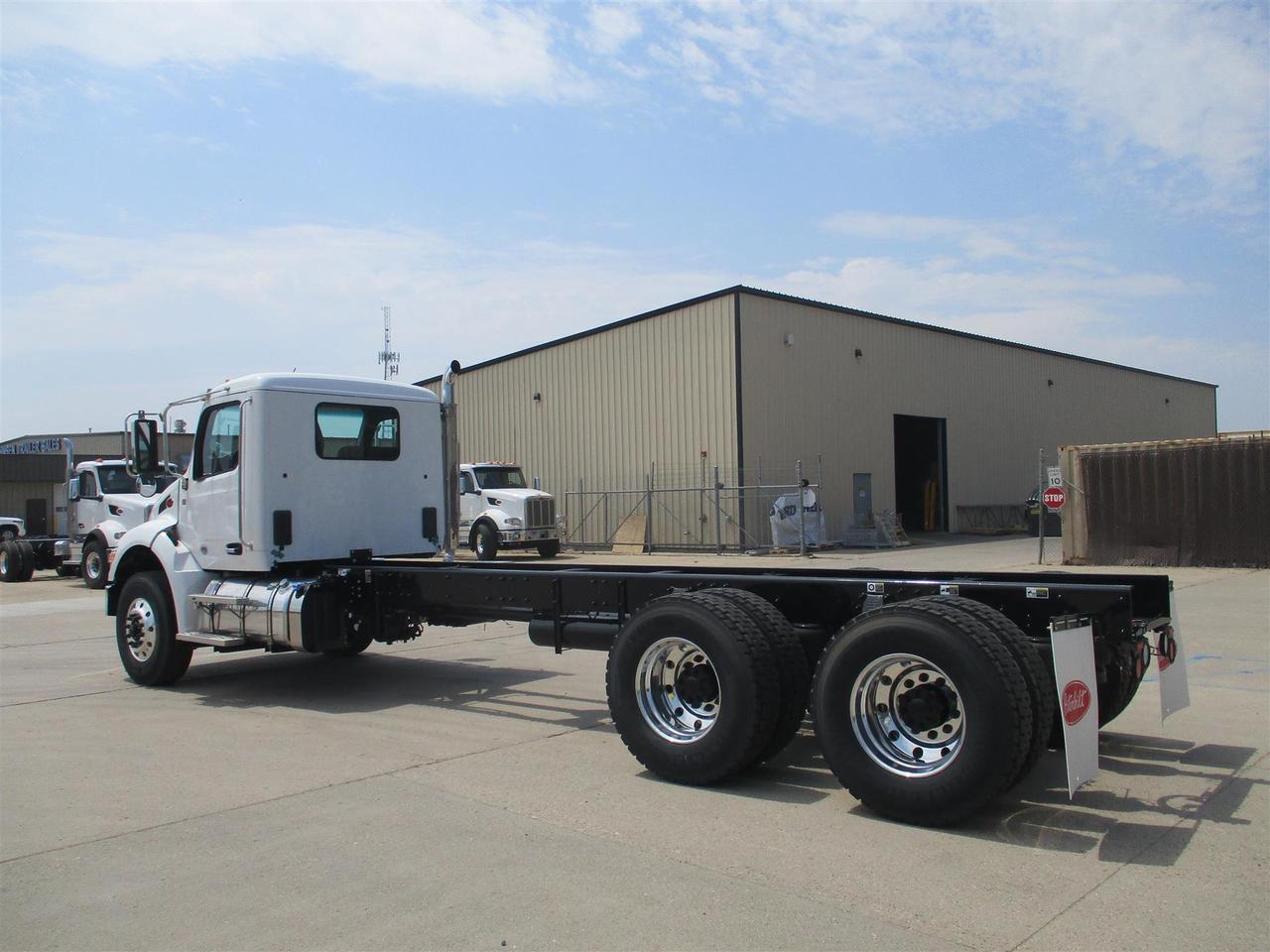 2025 Peterbilt 548 Non Eau Claire WI