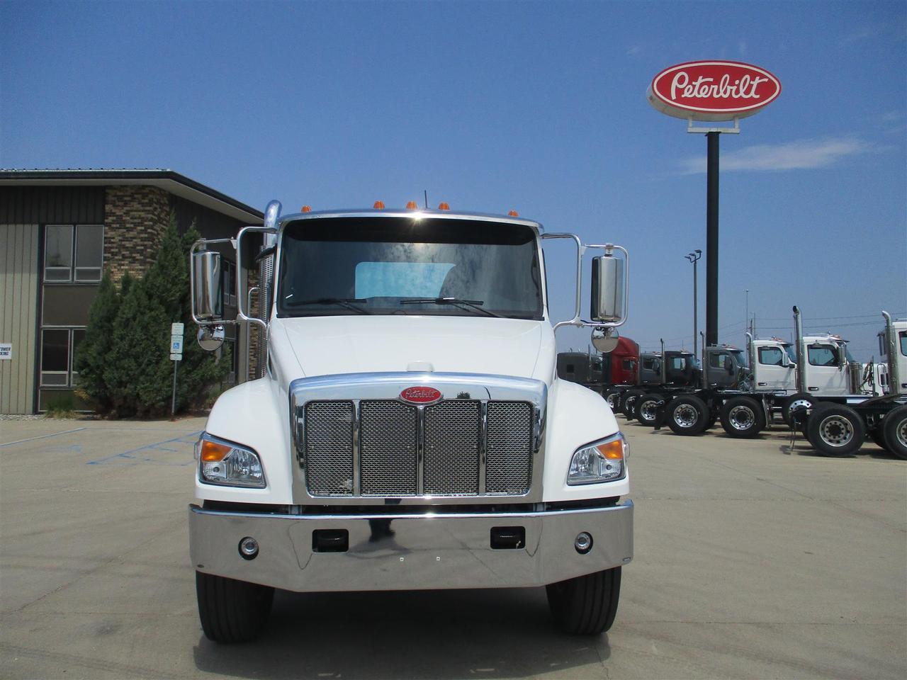 2025 Peterbilt 548 Non Eau Claire WI