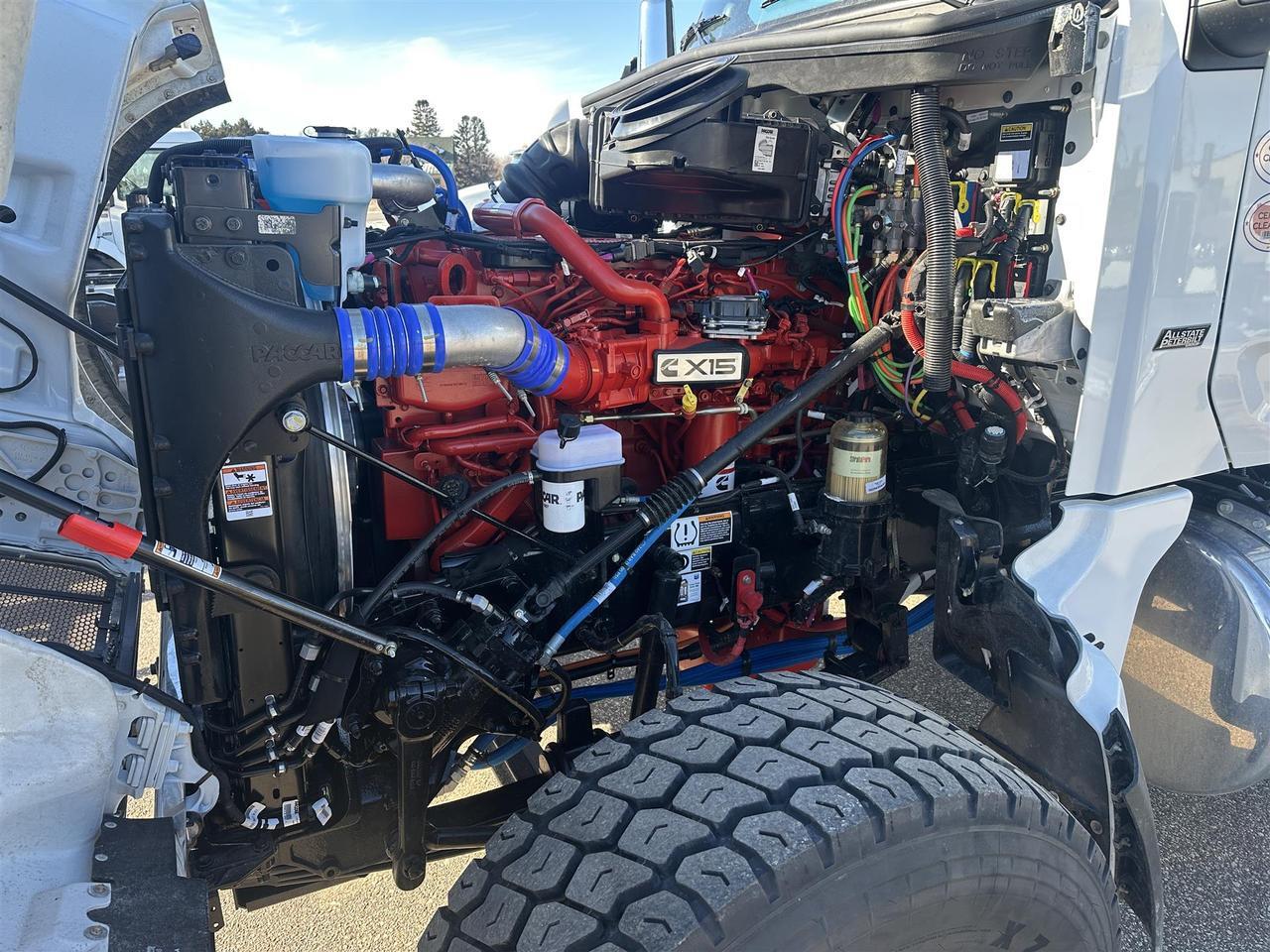 2025 Peterbilt 567 - image 3