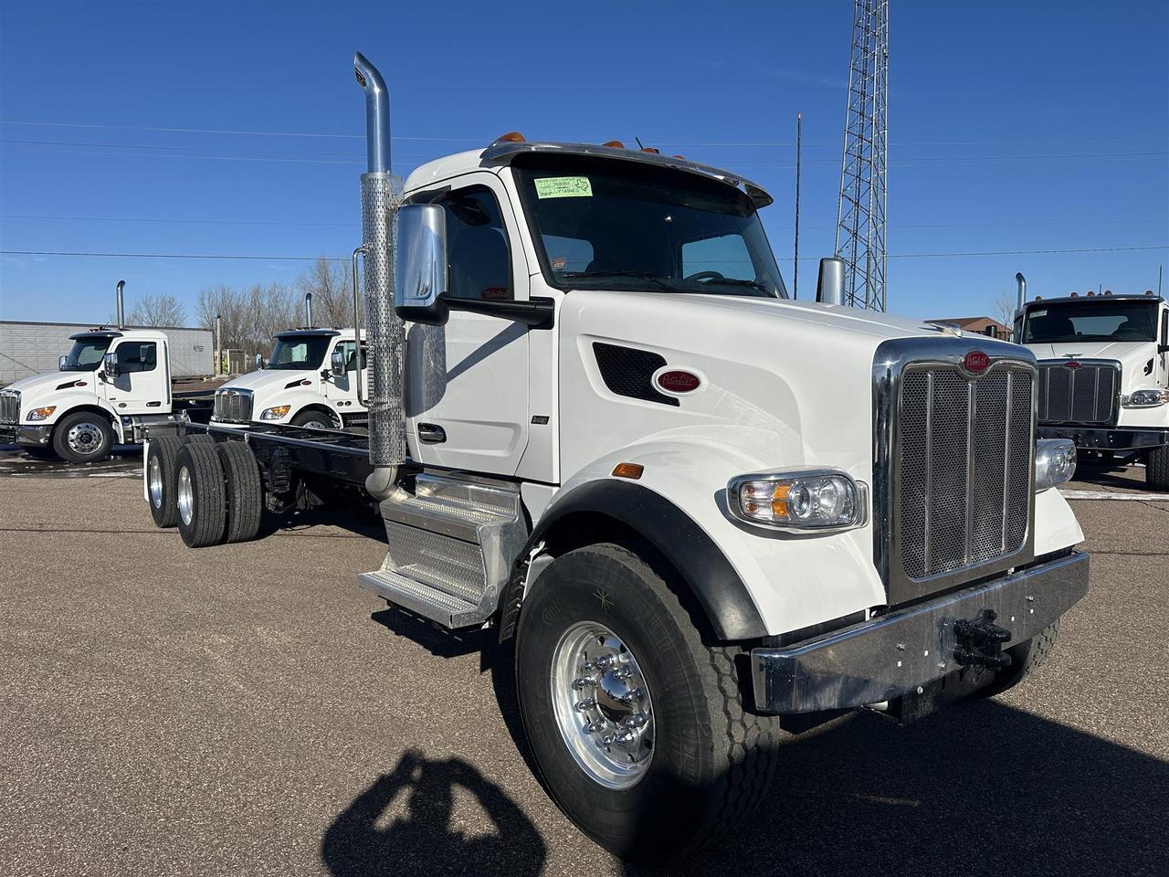 2025 Peterbilt 567