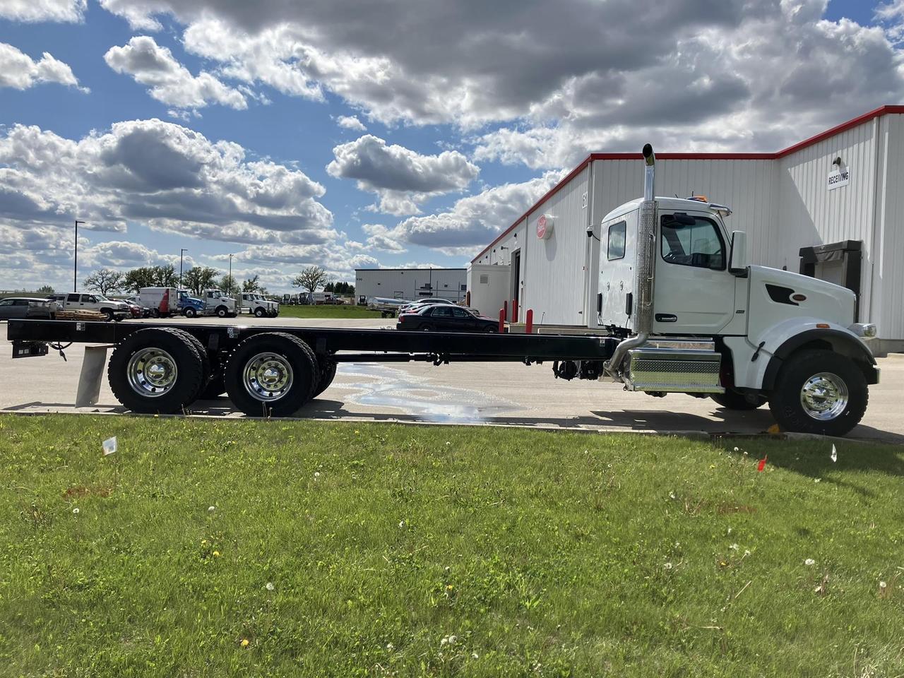 2025 Peterbilt 567 Cab & Chassis Rochester MN