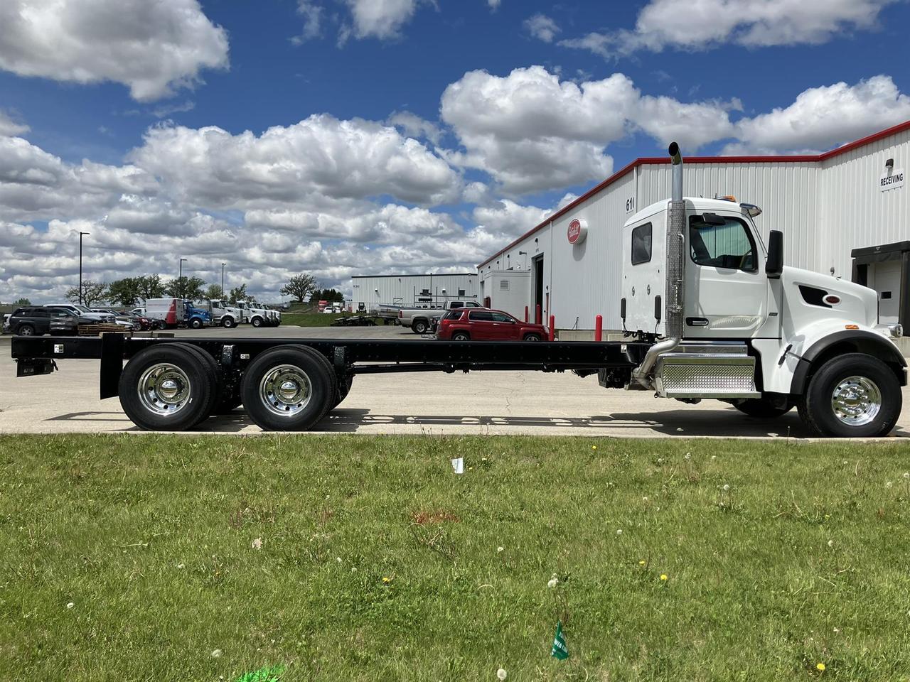 2025 Peterbilt 567 Cab & Chassis Rochester MN