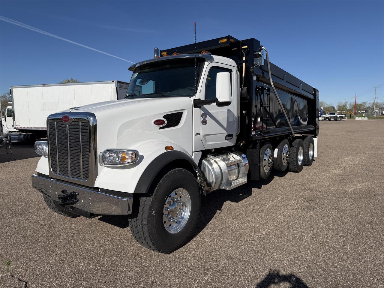 2025 Peterbilt 567 Dump Truck