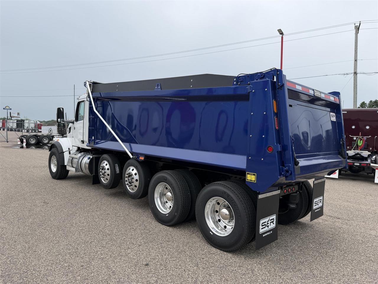 2025 Peterbilt 567 Non Eau Claire WI