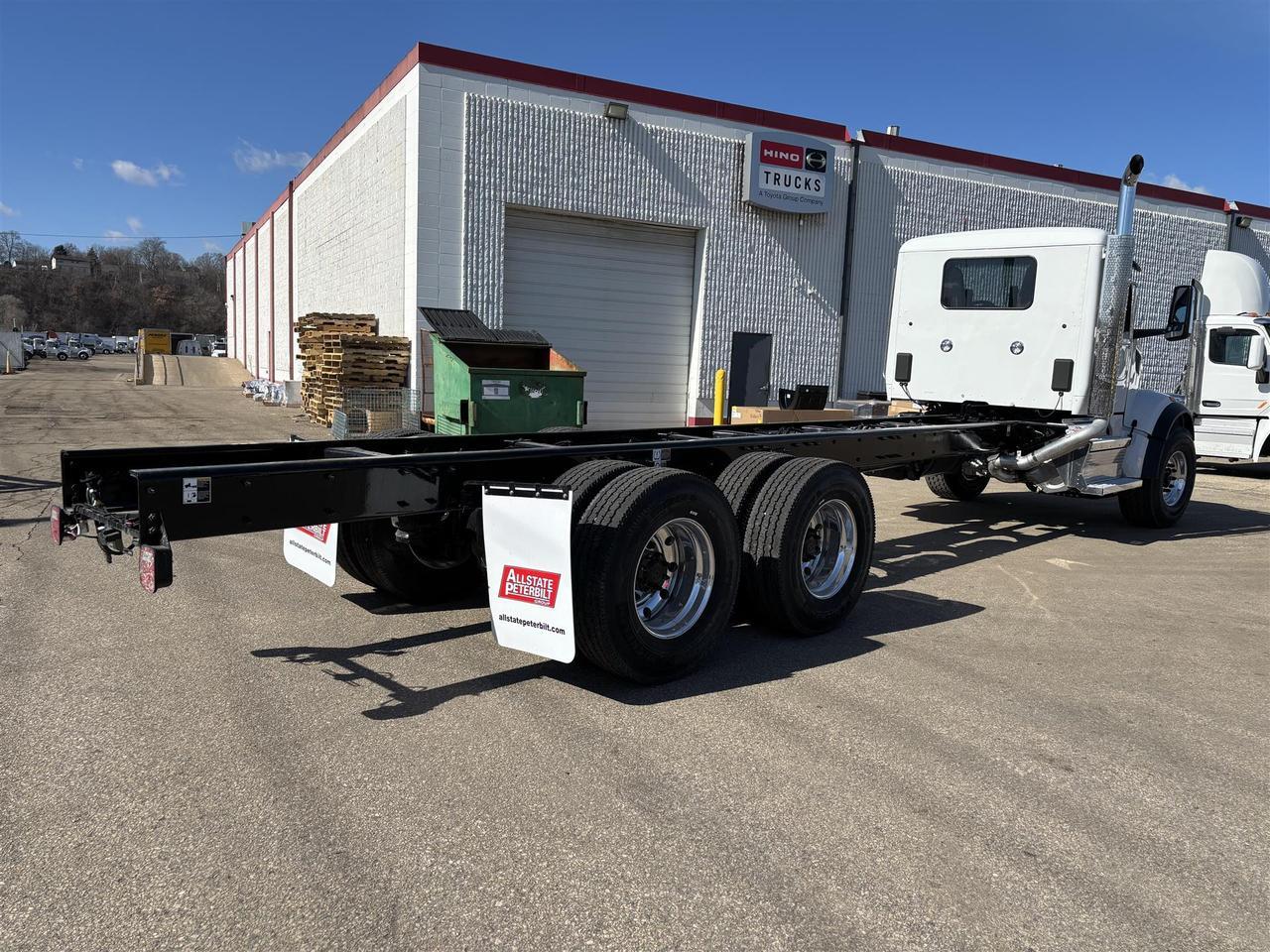 2025 Peterbilt 567 Non Fargo ND