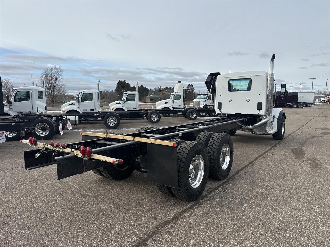 2025 Peterbilt 567 Non South St. Paul MN