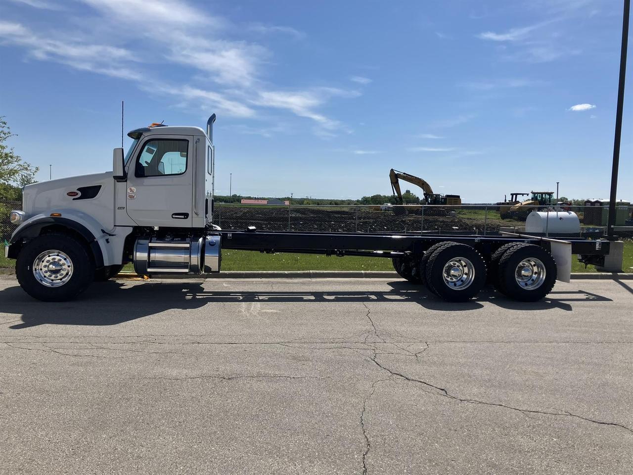 2025 Peterbilt 567 Non South St. Paul MN