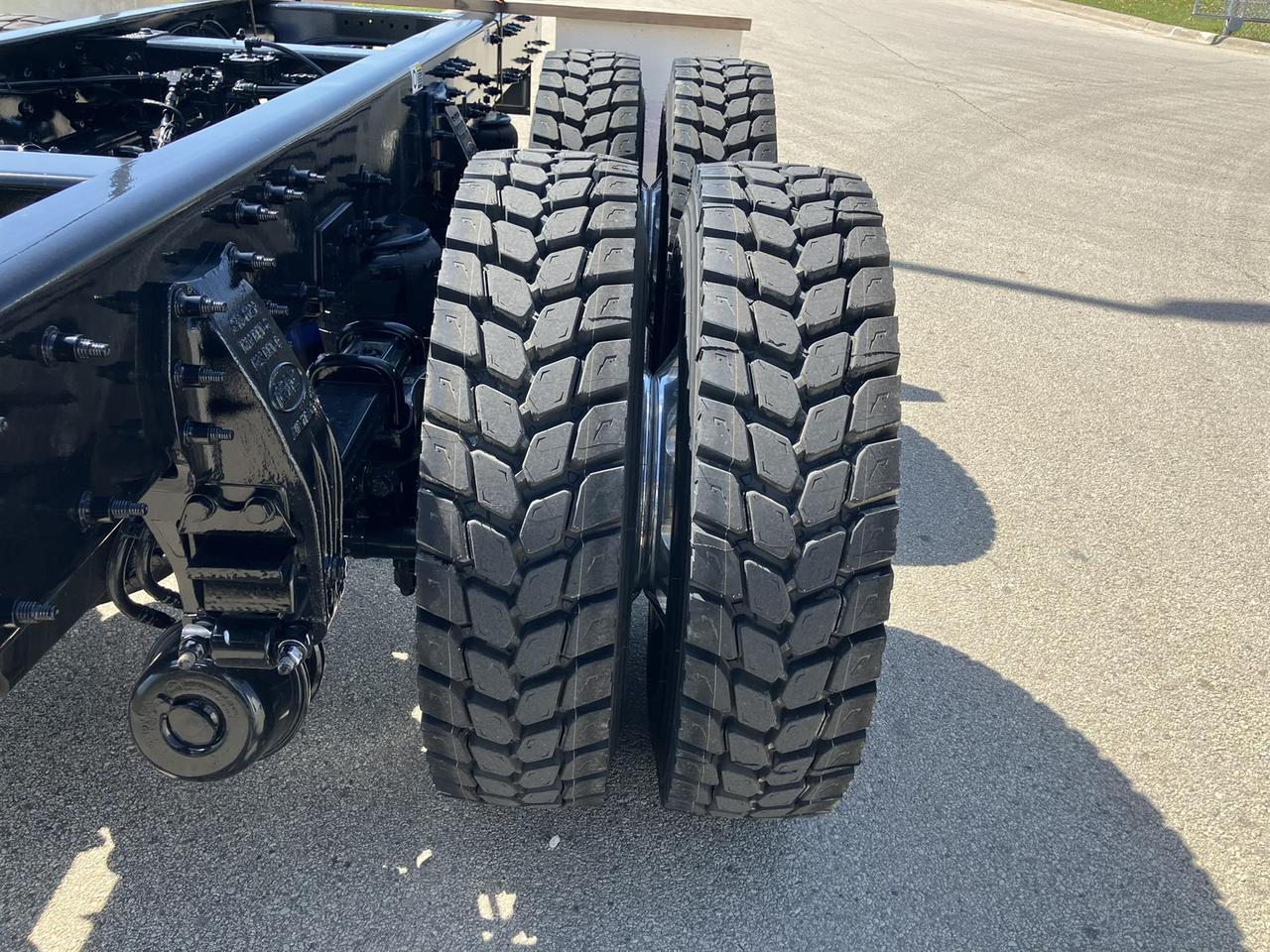 2025 Peterbilt 567 Non South St. Paul MN