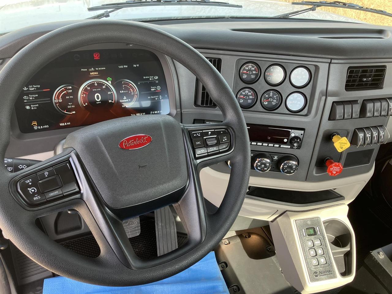 2025 Peterbilt 567 Non South St. Paul MN