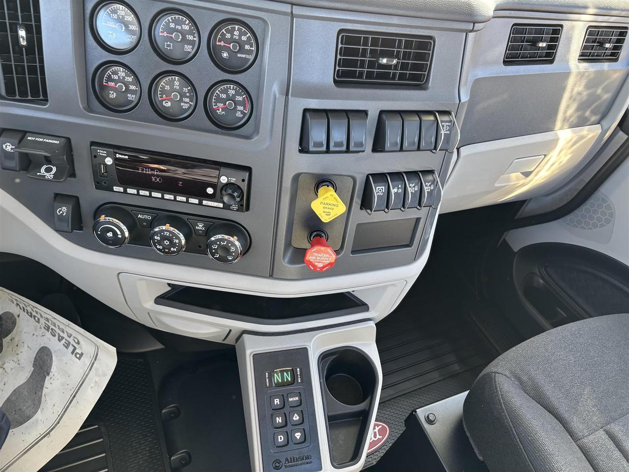2025 Peterbilt 567 Non South St. Paul MN