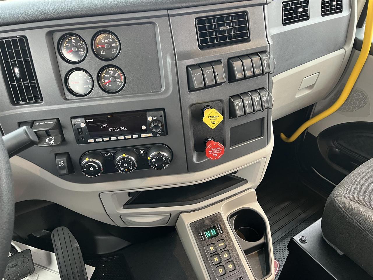 2025 Peterbilt 567 Non South St. Paul MN