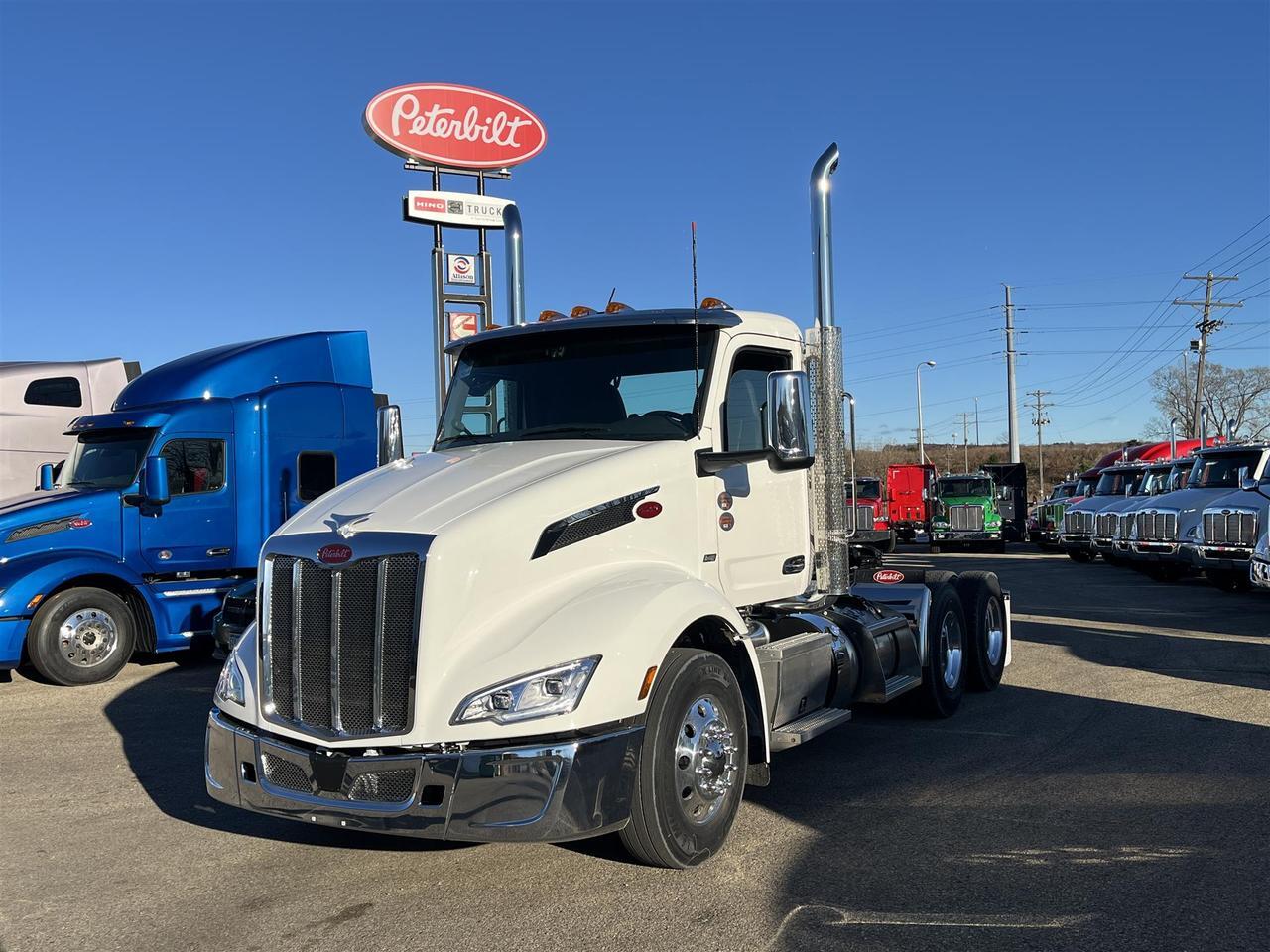2025 Peterbilt 579 Eau Claire WI