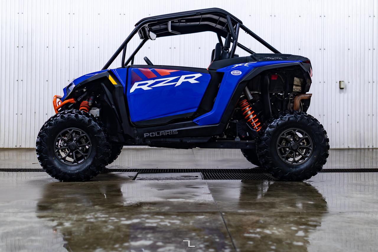 2025 Polaris RZR XP 1000 4x4 Ultimate Nav BCam Winch Red Deer AB