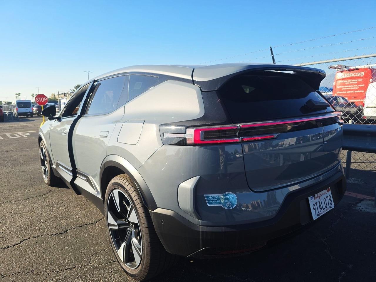 2025 Polestar 3 Long Range Dual Motor Bowers &amp; Wilkins Sound Head-Up Display Portland OR