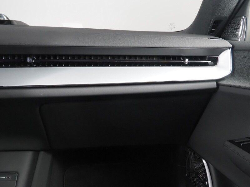 2025 Polestar 3 Long Range Dual Motor Performance AWD *PERFORMANCE PKG, PLUS & PILOT PKGS, HEADS-UP DISPLAY, NAVIGATION, ADAPTIVE CRUISE, SAFETY ALERTS, 360 CAMERAS, PANO GLASS ROOF, HEATED SEATS/STEERING, 22 INCH WHEELS, BOWERS & WILKINS Round Rock TX