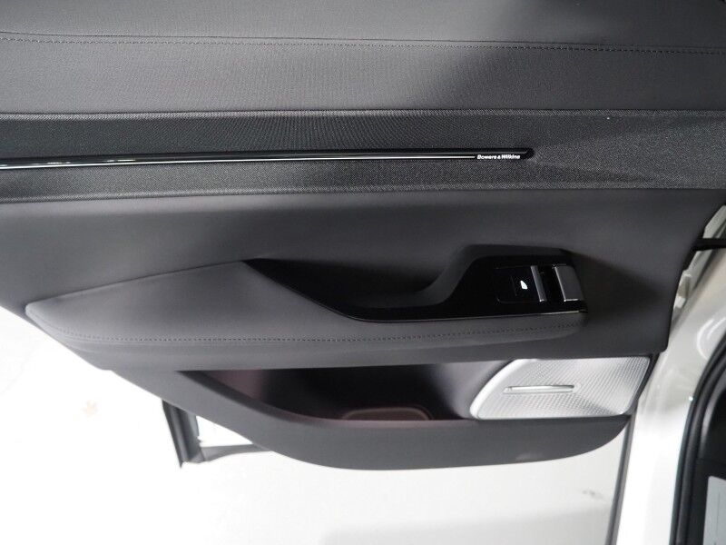 2025 Polestar 3 Long Range Dual Motor Performance AWD *PERFORMANCE PKG, PLUS & PILOT PKGS, HEADS-UP DISPLAY, NAVIGATION, ADAPTIVE CRUISE, SAFETY ALERTS, 360 CAMERAS, PANO GLASS ROOF, HEATED SEATS/STEERING, 22 INCH WHEELS, BOWERS & WILKINS Round Rock TX