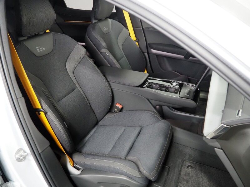 2025 Polestar 3 Long Range Dual Motor Performance AWD *PERFORMANCE PKG, PLUS & PILOT PKGS, HEADS-UP DISPLAY, NAVIGATION, ADAPTIVE CRUISE, SAFETY ALERTS, 360 CAMERAS, PANO GLASS ROOF, HEATED SEATS/STEERING, 22 INCH WHEELS, BOWERS & WILKINS