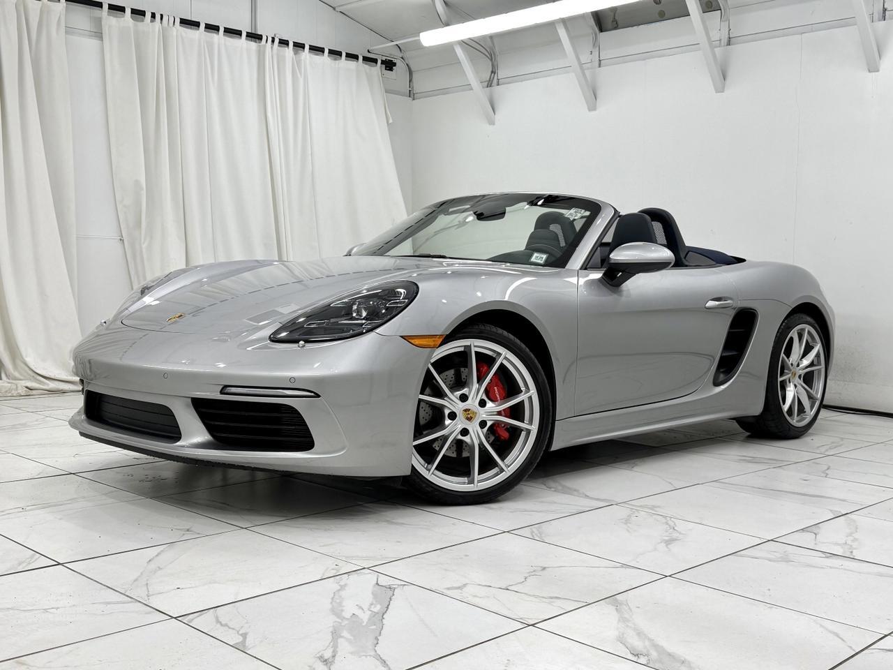 2025 Porsche 718 Boxster S