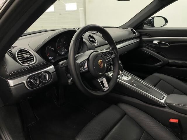 2025 Porsche 718 Cayman Appleton WI