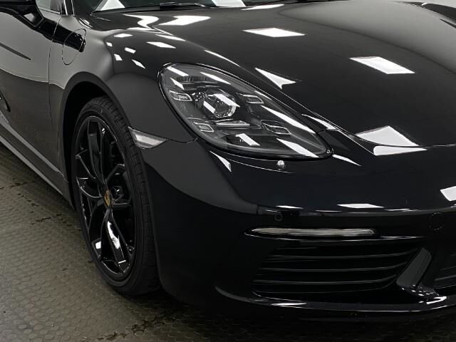 2025 Porsche 718 Cayman Appleton WI