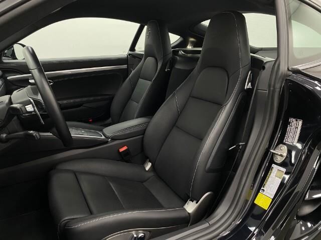 2025 Porsche 718 Cayman Appleton WI