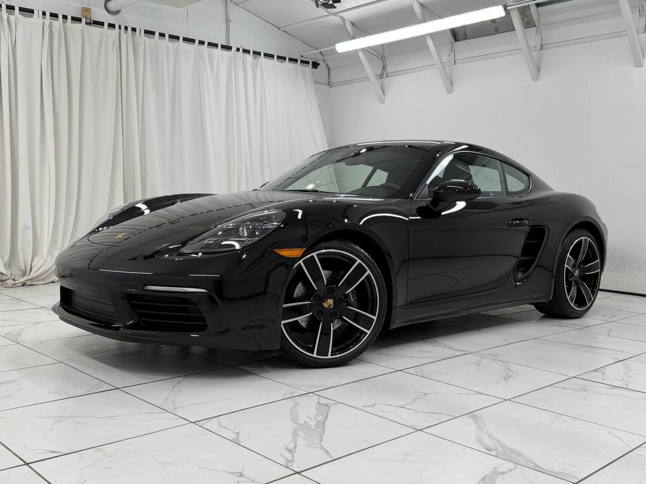 2025 Porsche 718 Cayman Style Edition's photo
