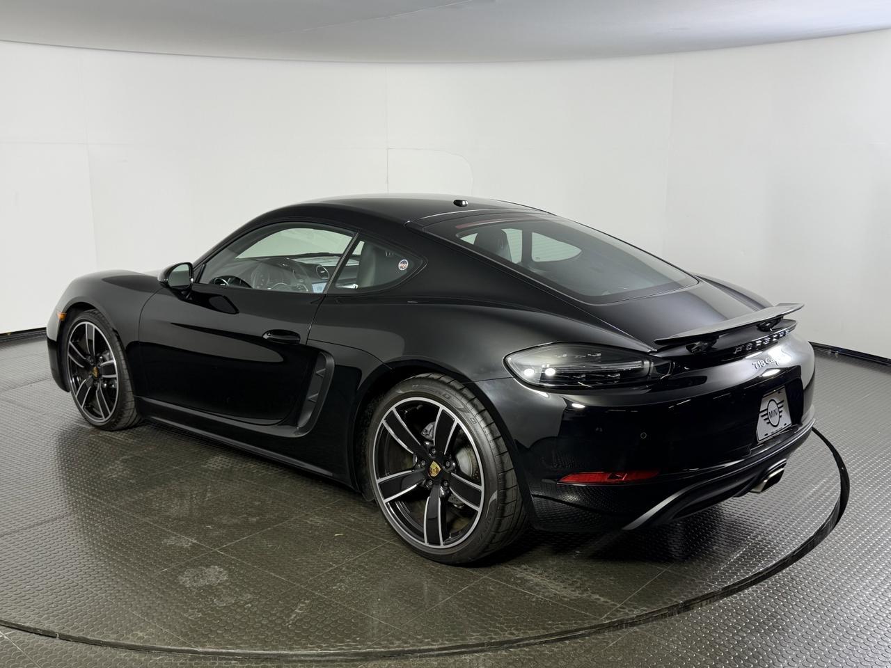 2025 Porsche 718 Cayman Newark DE