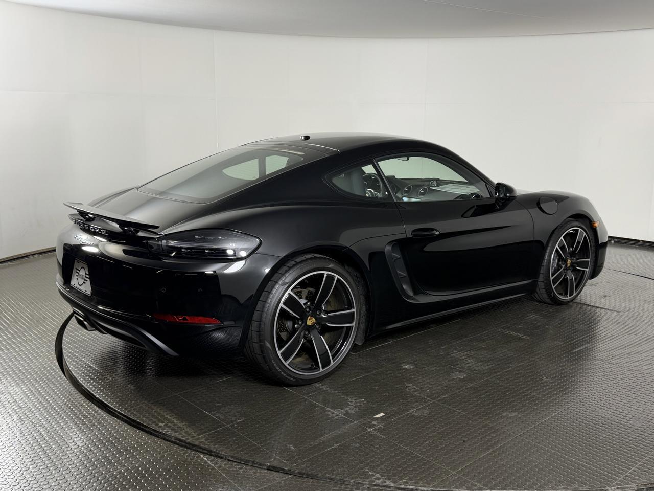 2025 Porsche 718 Cayman Newark DE