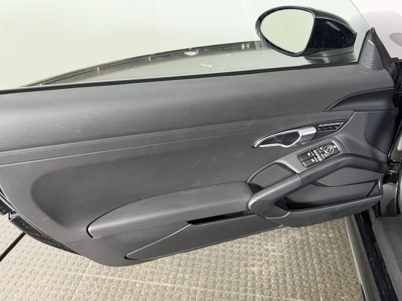 2025 Porsche 718 Cayman Newark DE