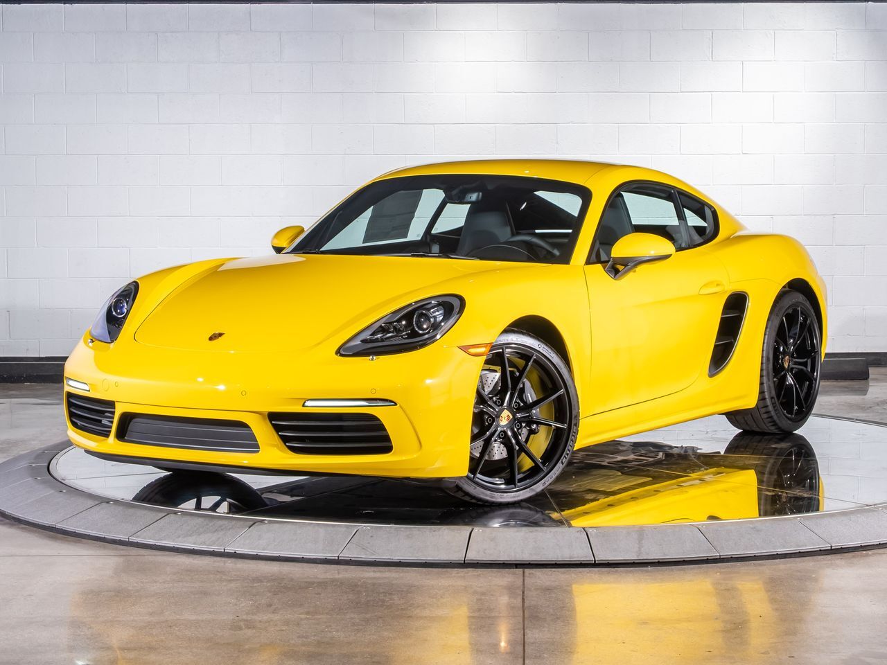 2025 Porsche 718 Cayman