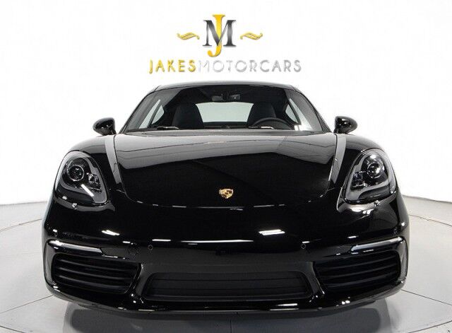 2025 Porsche Cayman photo 13