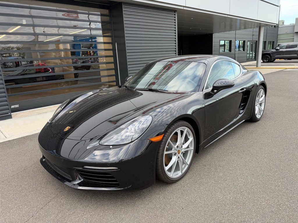 2025 Porsche 718 Cayman Base