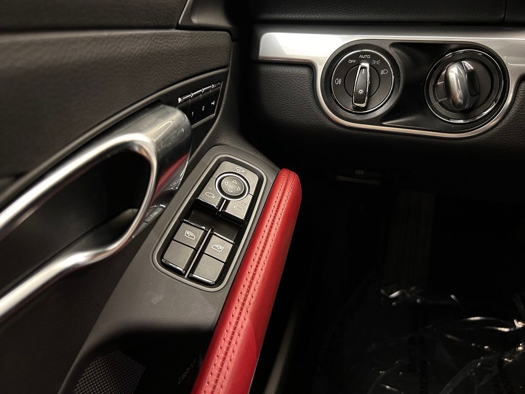 2025 Porsche 718 Cayman Base Portland OR