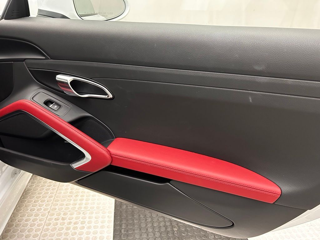 2025 Porsche 718 Cayman Base Portland OR
