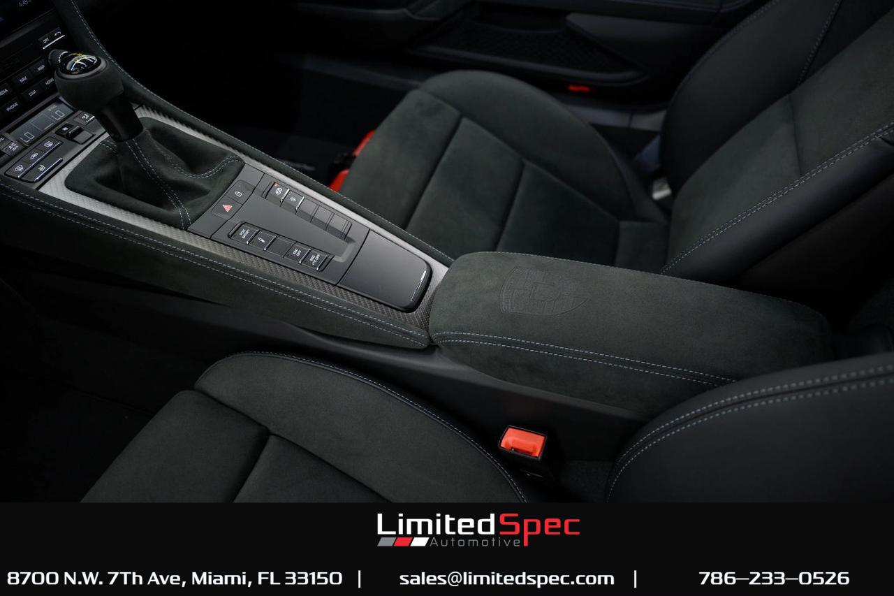 2025 Porsche 718 Cayman GT4 RS Coupe 2D Miami FL