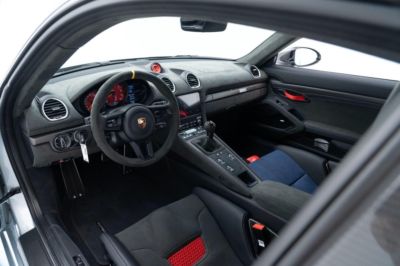 2025 Porsche 718 Cayman GT4 RS Pompano Beach FL