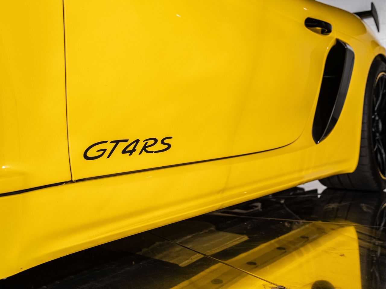 2025 Porsche 718 Cayman GT4 RS Santa Clarita CA