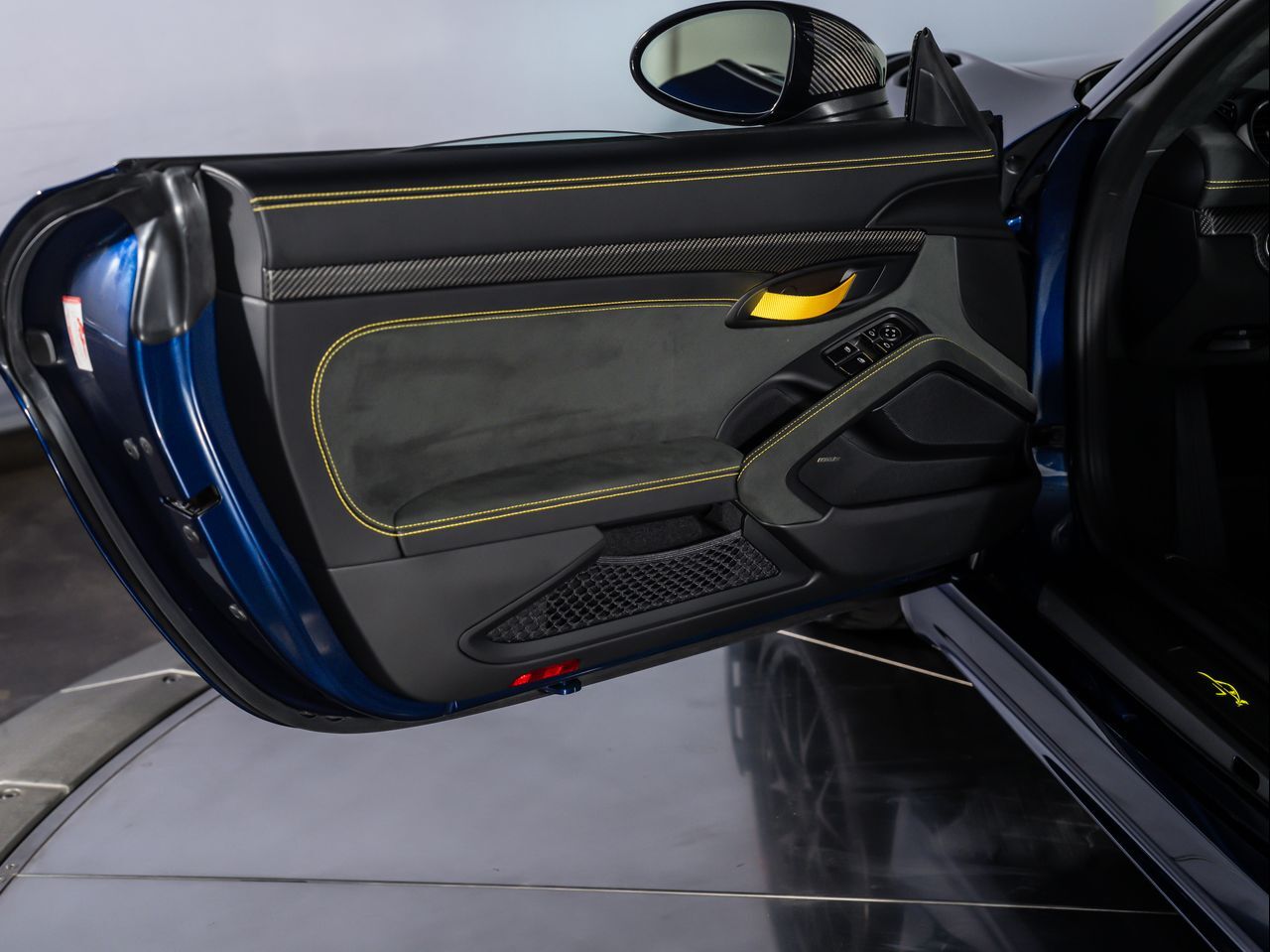 2025 Porsche 718 Cayman GT4 RS Santa Clarita CA