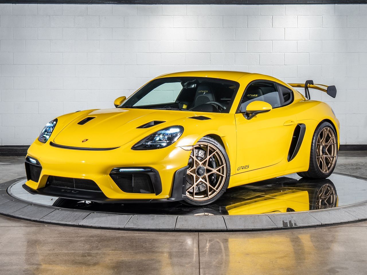 2025 Porsche 718