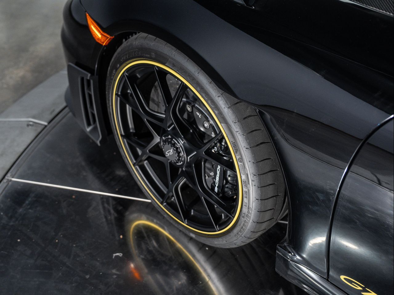 2025 Porsche 718 Cayman GT4 RS Santa Clarita CA
