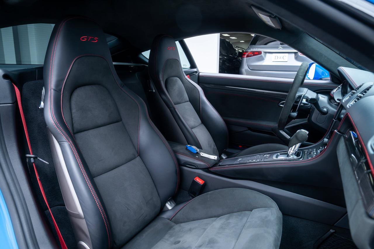 2025 Porsche 718 Cayman GTS 1 Owner / Premium Package / GTS Interior Package Portland OR