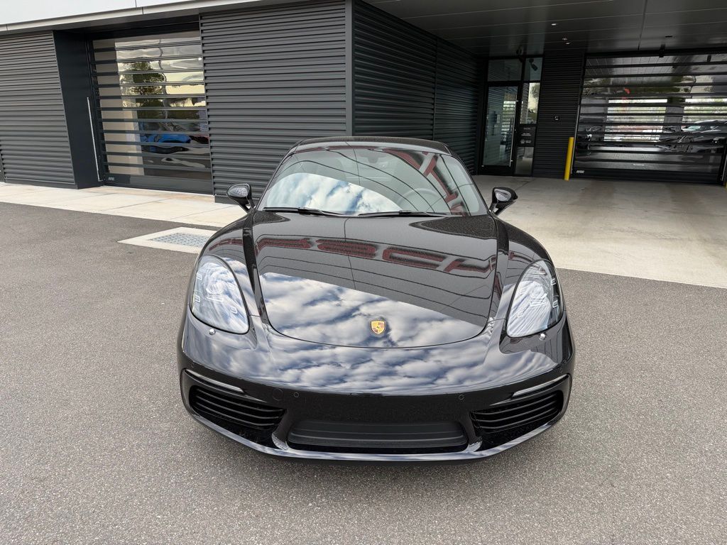 2025 Porsche 718 Cayman Style Edition Orange MA