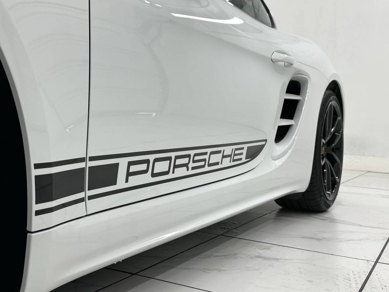 2025 Porsche 718 Cayman Style Edition Newark DE